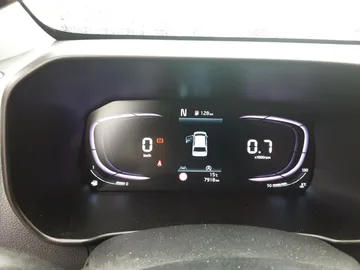 Car image 28