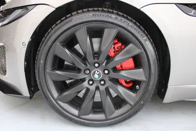 Car image 21