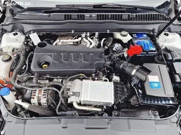 Car image 23