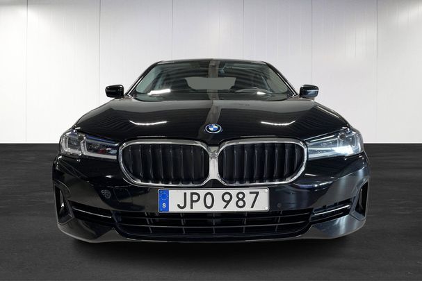 BMW 530 xDrive 216 kW image number 3