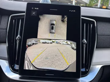 Car image 29