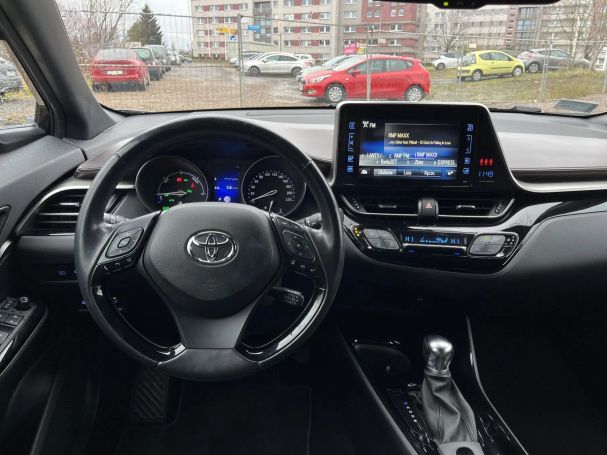 Toyota C-HR 90 kW image number 18