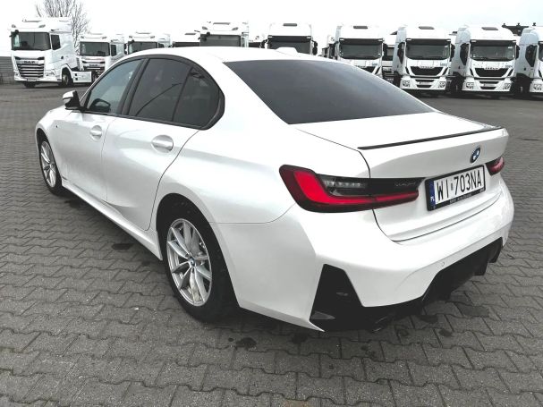 BMW 320d xDrive M Sport 140 kW image number 7