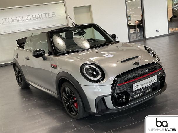 Mini John Cooper Works Cabrio JCW Trim 170 kW image number 2