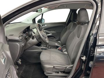 Car image 10