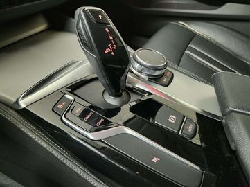 Car image 37