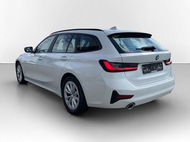 BMW 320d Touring Advantage 140 kW image number 6