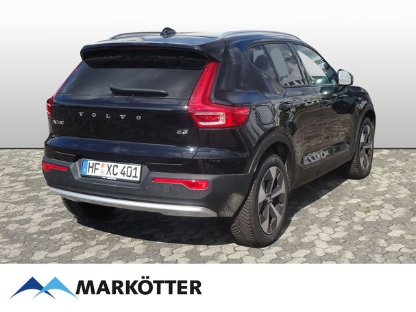 Volvo XC40 B3 Core 120 kW image number 2