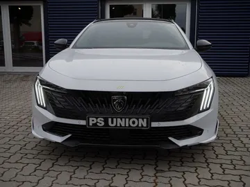 Car image 27