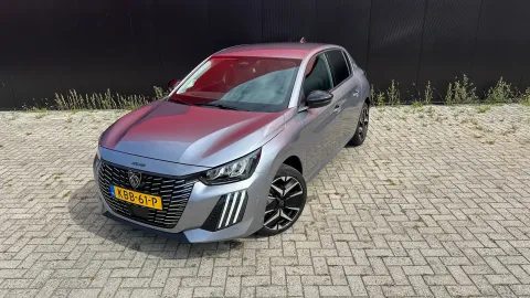Car image 38
