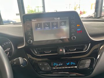 Car image 13