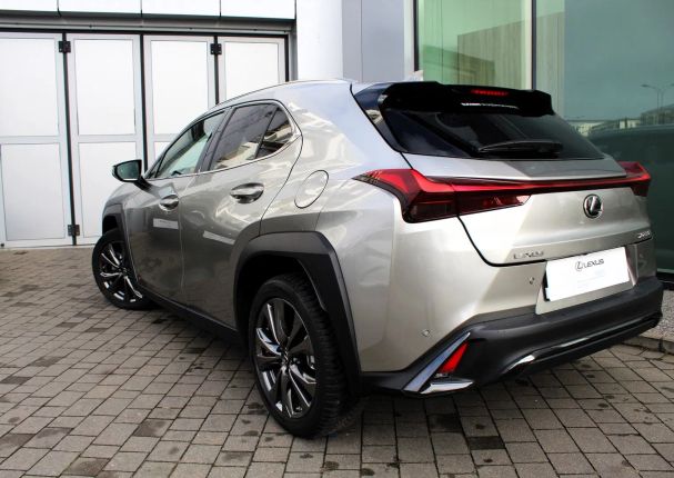 Lexus UX 135 kW image number 29