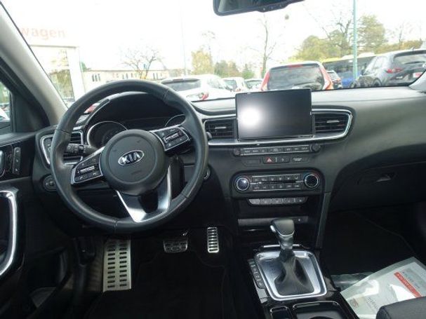 Kia Ceed SW Platinum Edition 103 kW image number 10