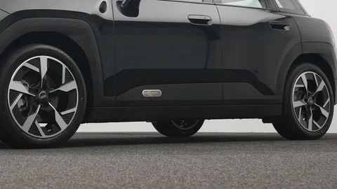 Car image 22