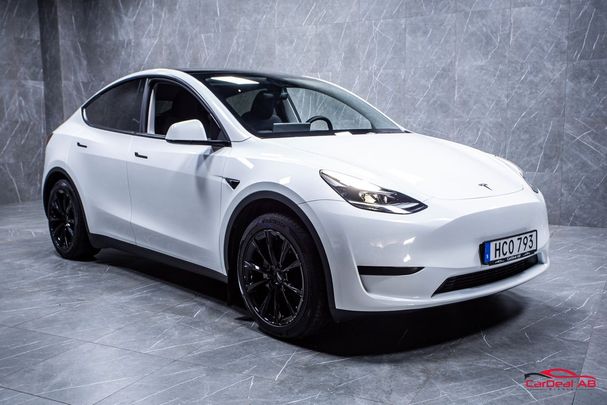 Tesla Model Y Standard Range 221 kW image number 9