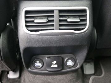 Car image 38