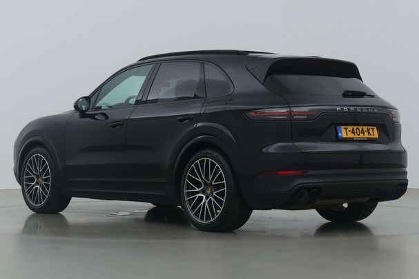 Porsche Cayenne E-Hybrid 340 kW image number 2