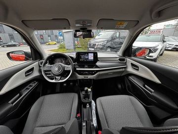 Car image 11