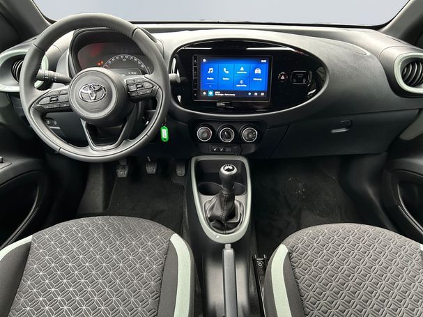 Toyota Aygo X 53 kW image number 8