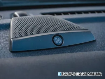 Car image 33