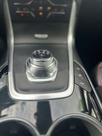 Car image 38