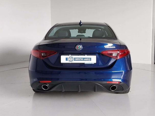 Alfa Romeo Giulia 2.2 Diesel AT8 Business 118 kW image number 15