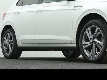 Car image 33