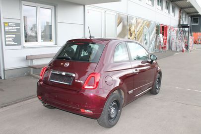 Car image 3
