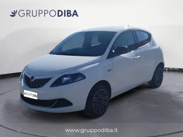 Car image 1