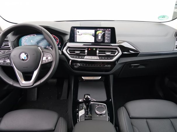 BMW X3 xDrive20i 135 kW image number 4