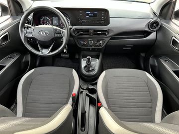 Car image 10