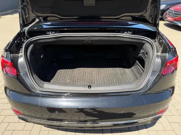Car image 36