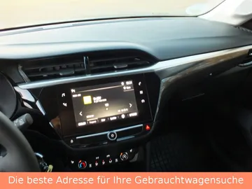 Car image 32