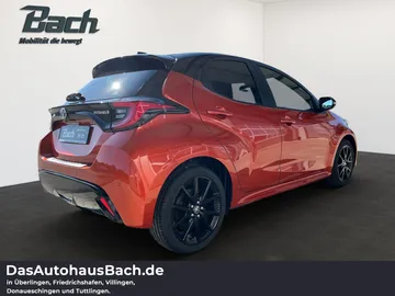 Car image 3