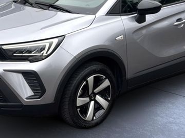 Car image 26