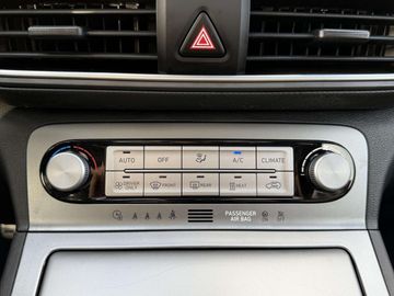 Car image 35