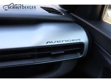 Car image 27