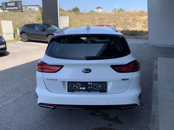 Kia Ceed 1.6 GDI Plug-in Hybrid Spirit 104 kW image number 3