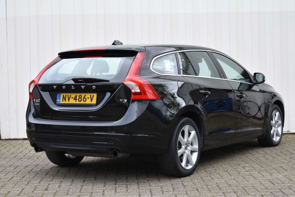 Volvo V60 T3 112 kW image number 7