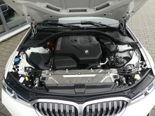 BMW 320i Touring 135 kW image number 5