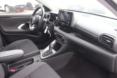 Car image 6