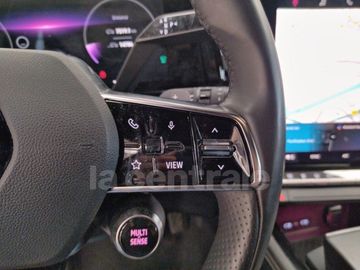 Car image 36