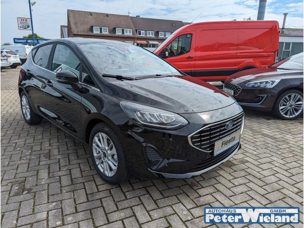 Ford Fiesta 1.0 EcoBoost TITANIUM 74 kW image number 2