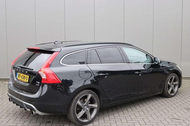 Volvo V60 T6 AWD 224 kW image number 3