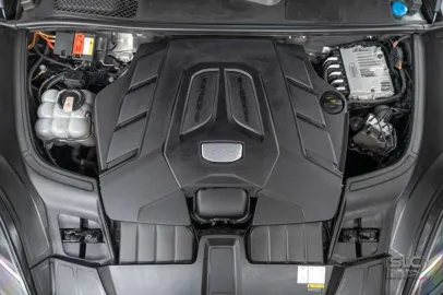 Car image 29