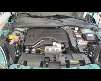 Car image 30