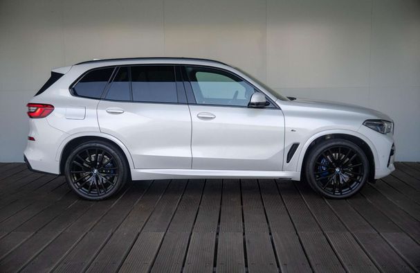 BMW X5 M50i xDrive 390 kW image number 3