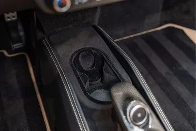 Car image 49