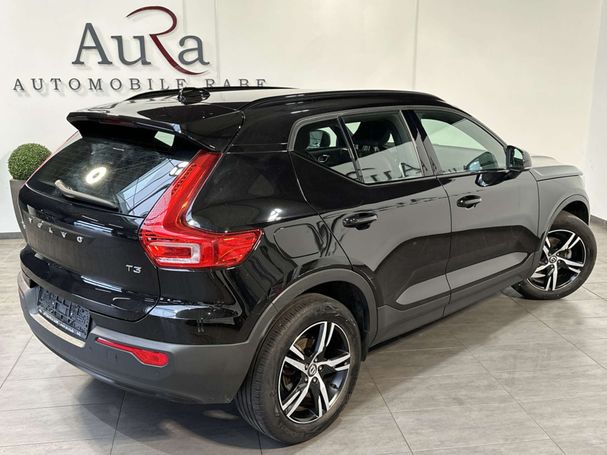 Volvo XC40 T3 120 kW image number 4