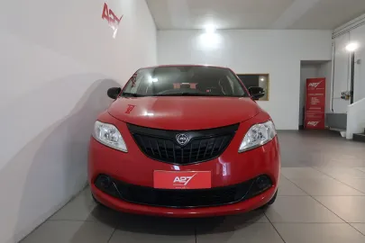 Car image 2